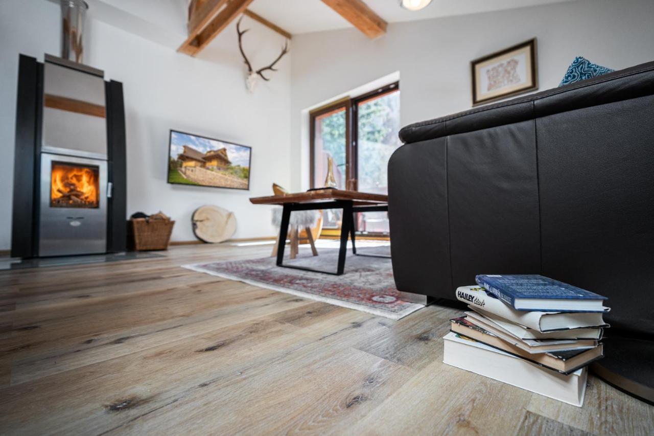 Apartments Srdiecko - Sauna In Smaller Apt - Highest In Central Europe - Fireplace - In The Forest 塔莱 外观 照片